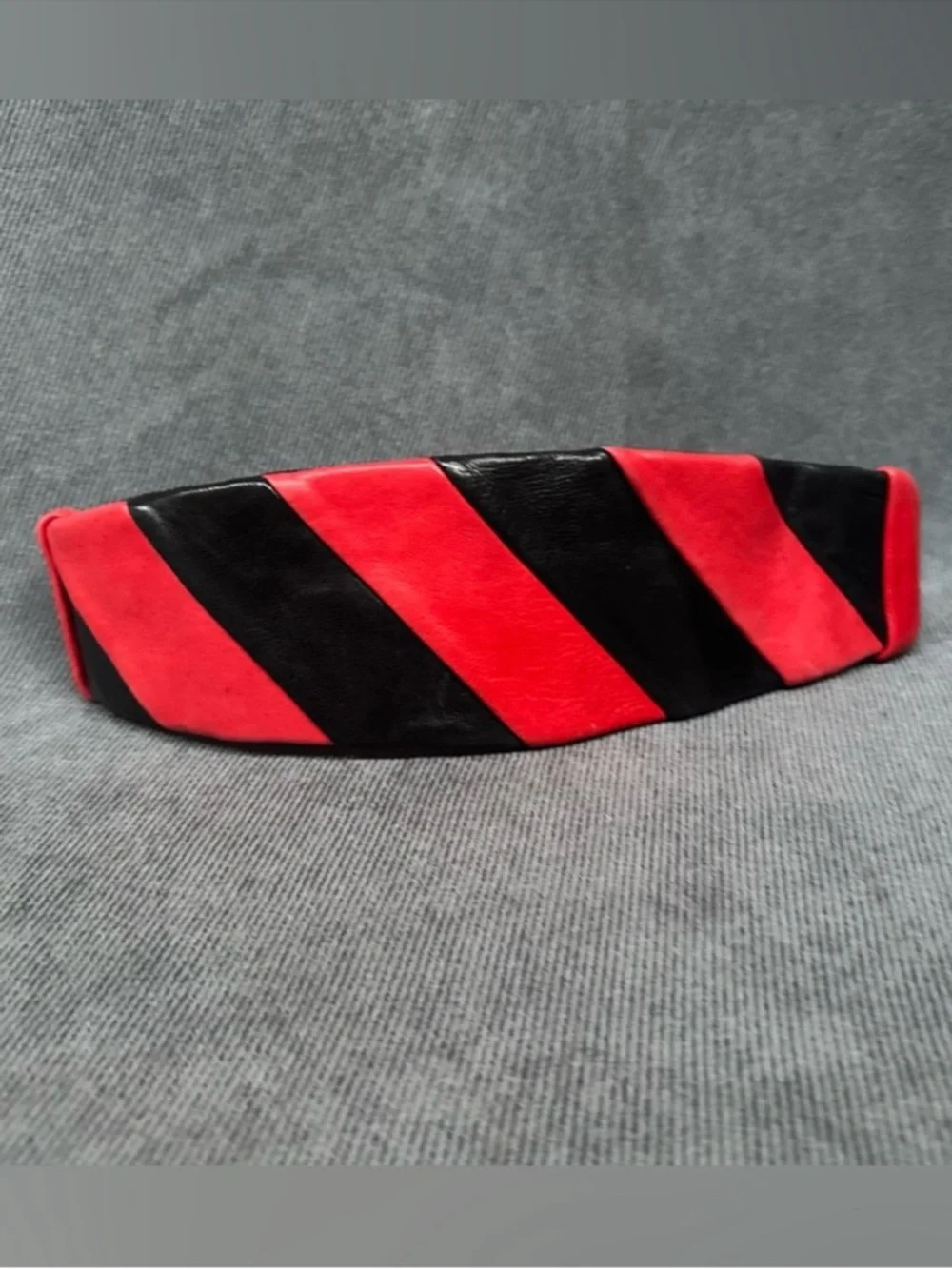 80s genuine leather wide red & black Sz small vintage